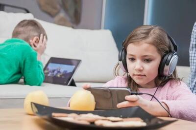 چرا عبارت «مراقب غریبهها باشید» دیگر برای محافظت از کودکان کافی نیست؟