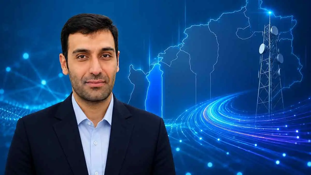 فیبرنوری، محور توسعه زیرساختهای ارتباطی آرادان؛ اجرای پروژههای جدید در شهر و روستا