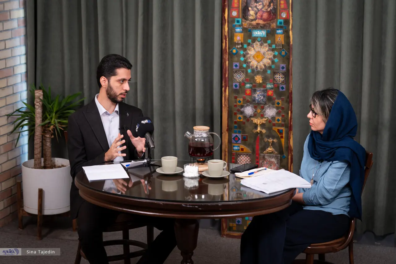  نوید کلهرودی: مشروطه شکست خورد چون نتوانست از «شاه» عبور کند/ توجیه شیخ فضل‌الله نوری برای ایستادن کنار محمدعلی‌شاه، خیلی هم غلط نیست