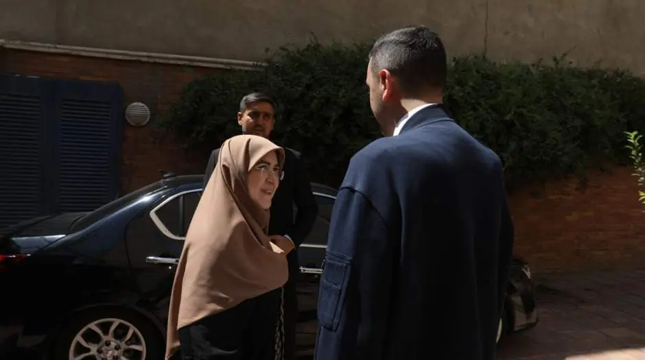  حضور سخنگوی دولت در موسسه مطبوعاتی جماران - مردم سالاری آنلاین
