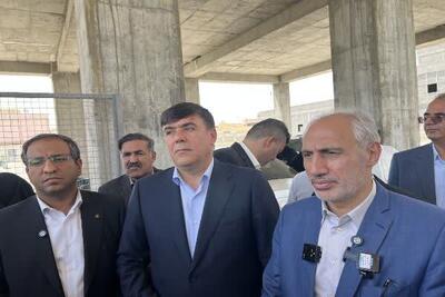  بازدید معاون رئیس جمهور از روند احداث بیمارستان ۲۵۸ تختخوابی جیرفت