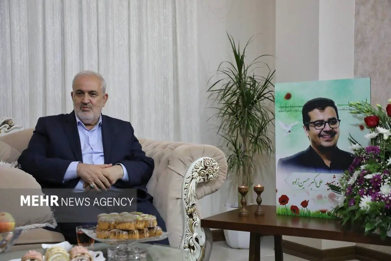 علیآبادی: باید در جنگ فراگیر دشمن هوشیار و مقاوم باشیم