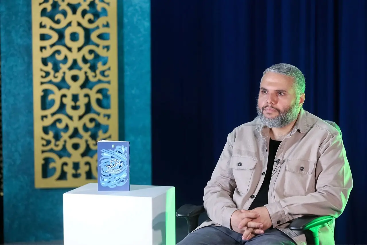  رهبر شهید چگونه با «عینک سنت‌های الهی» به جنگ و تاریخ نگاه می‌کرد