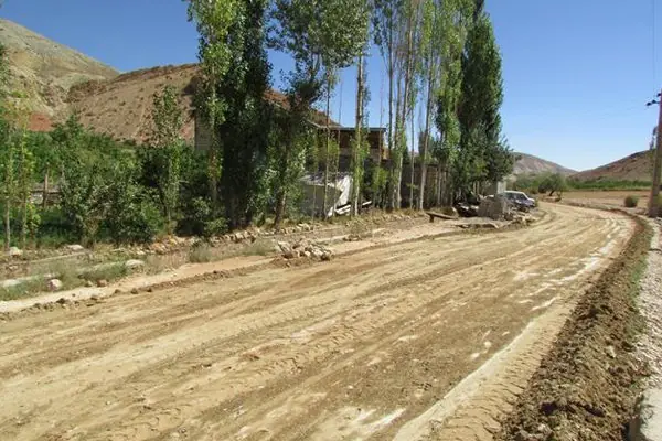  آسفالت معابر ۴۰ روستای البرز در شرایط جنگی کشور