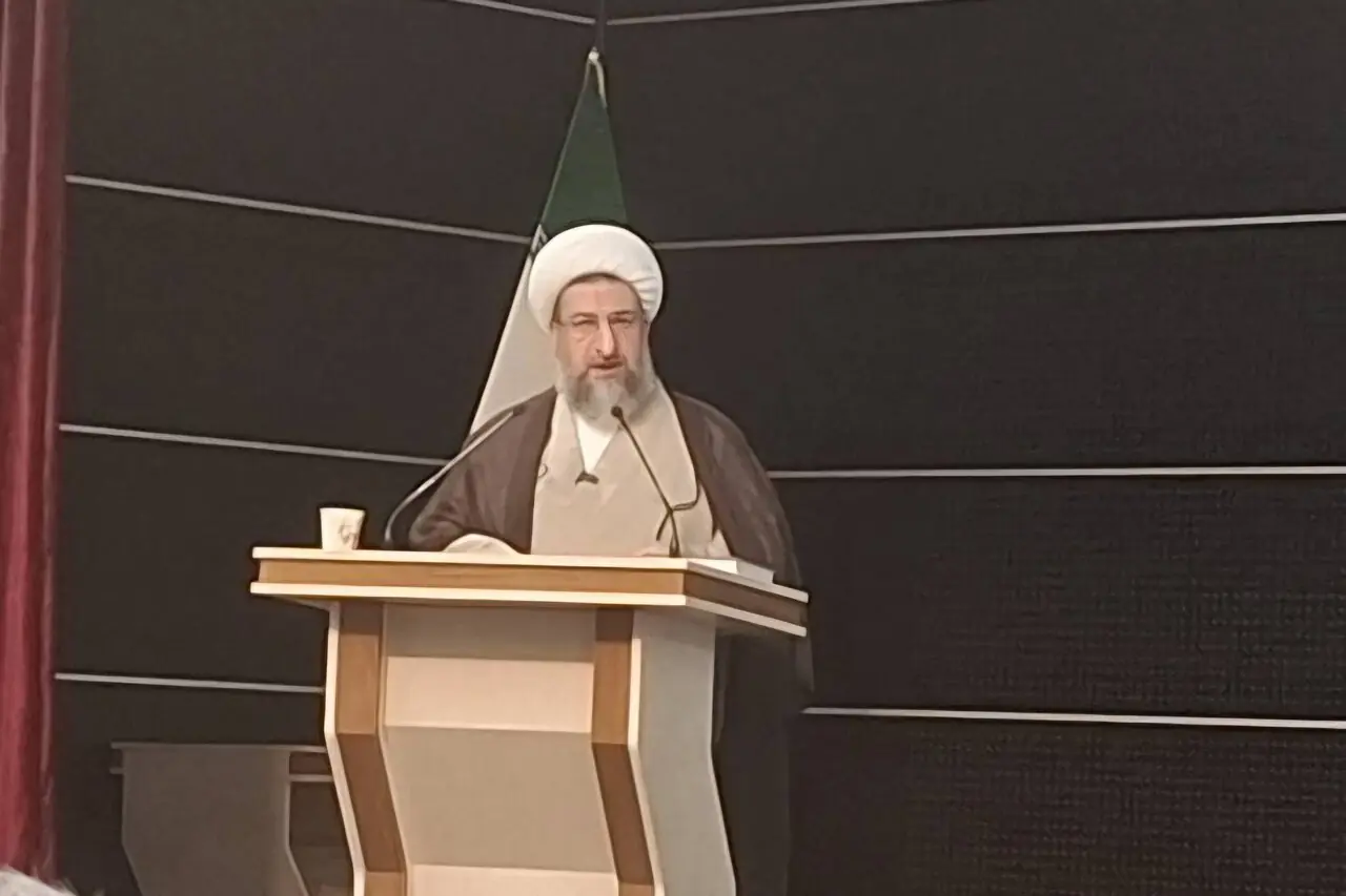  مطهری‌اصل: وحدت مسئولان و اخلاص در خدمت سرمایه اعتماد مردم به نظام است