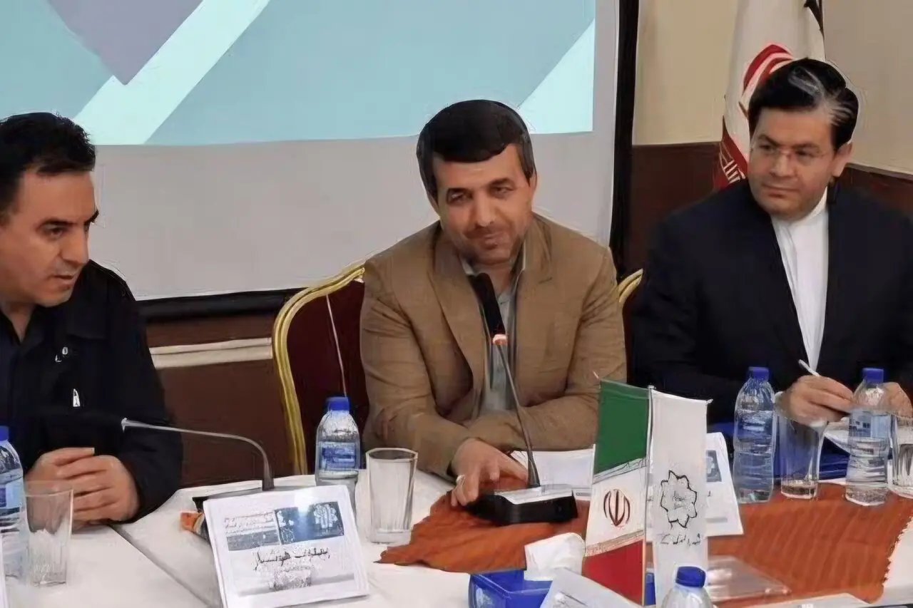  محمدی: فرهنگ استفاده از خودروی شخصی باید در کلانشهرها اصلاح شود