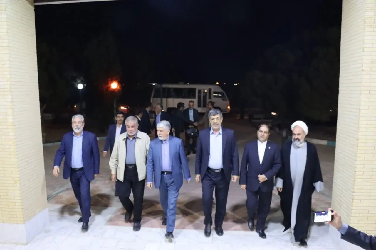 وزیر فرهنگ و ارشاد اسلامی وارد یزد شد