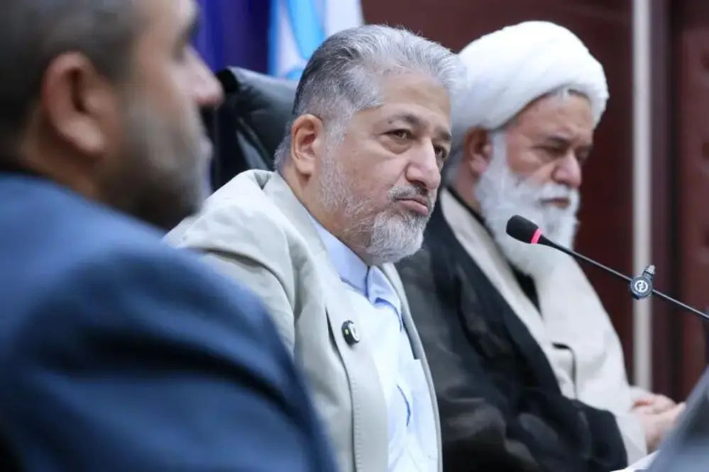 رئیس دانشگاه آزاد: دانشگاهها از مقالهمحوری به نظریهپردازی حرکت کنند