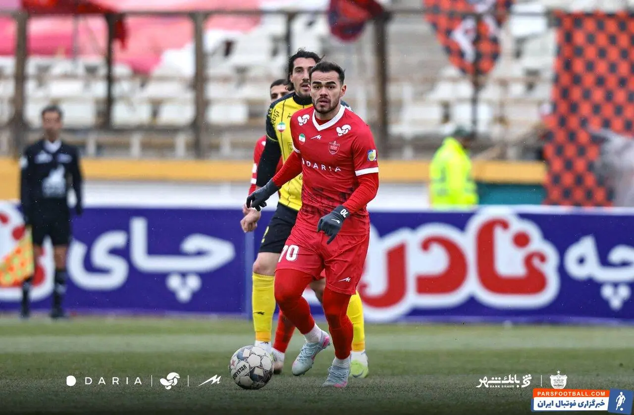  پیام اوستون اورونوف به هواداران پرسپولیس: مشکلی ندارم و تیم را همراهی می‌کنم