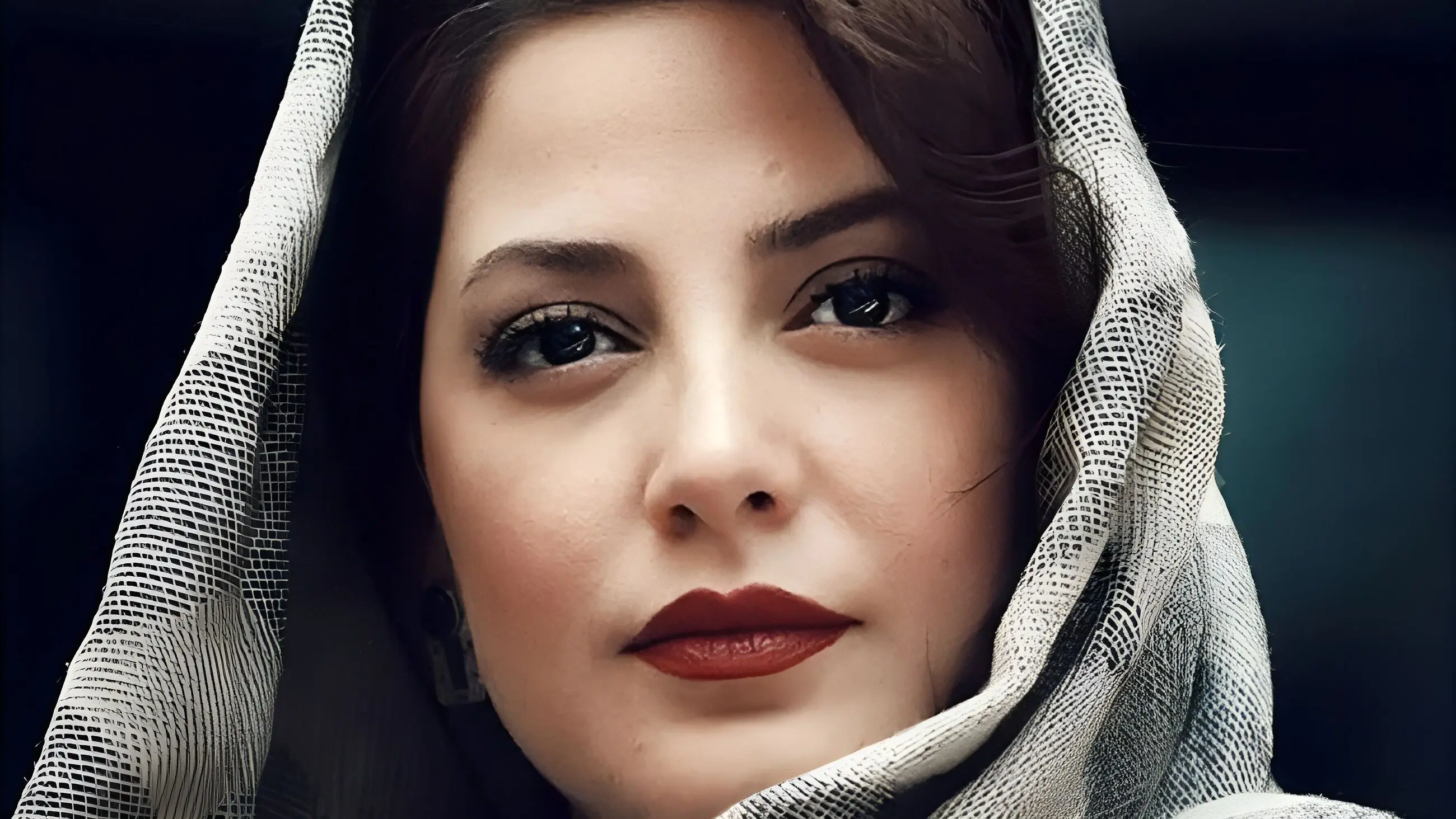  سفر در زمان/ استایل اصیل و باوقار طناز طباطبایی کنار مهدی حسینی نیا بازیگران سریال یاغی