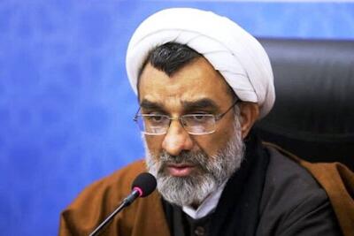  دبیر شورای عالی انقلاب فرهنگی: دانشگاه‌ها باید در بازنگری رشته‌ها اختیار بیشتری داشته باشند