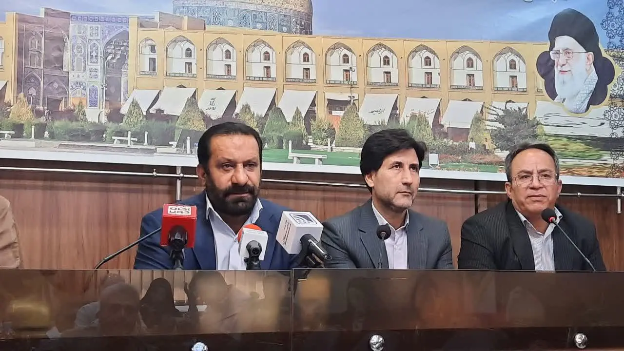  مدیر روابط‌عمومی ذوب‌آهن اصفهان: پیشرفت ذوب‌آهن اصفهان در گرو دیده‌بانی دلسوزانه رسانه‌ها و تعامل با خبرنگاران است - شارا