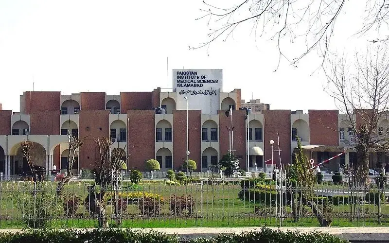آتشسوزی در بیمارستان اسلامآباد جان ۱۵ نوزاد را گرفت