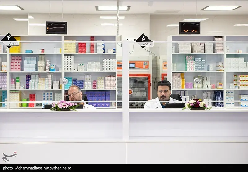  عمق بدهی بیمه‌ها به داروخانه‌ها2برابر شد/راه کاهش هزینه دارو برای مردم - تسنیم