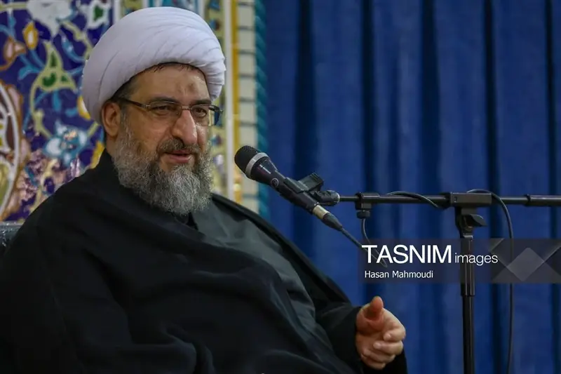 ضرورت حفظ وحدت و خدمت خالصانه مسئولان به مردم - تسنیم