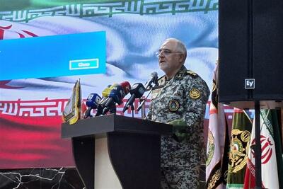 پزشکان ارتش رزمندگان خط مقدم سلامت و دفاع هستند - تسنیم