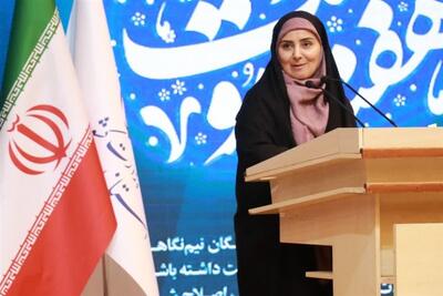 فرزانه صادق: بخش خصوصی در جنگ اخیر جلوتر از دولت پای کار مردم بود - تسنیم