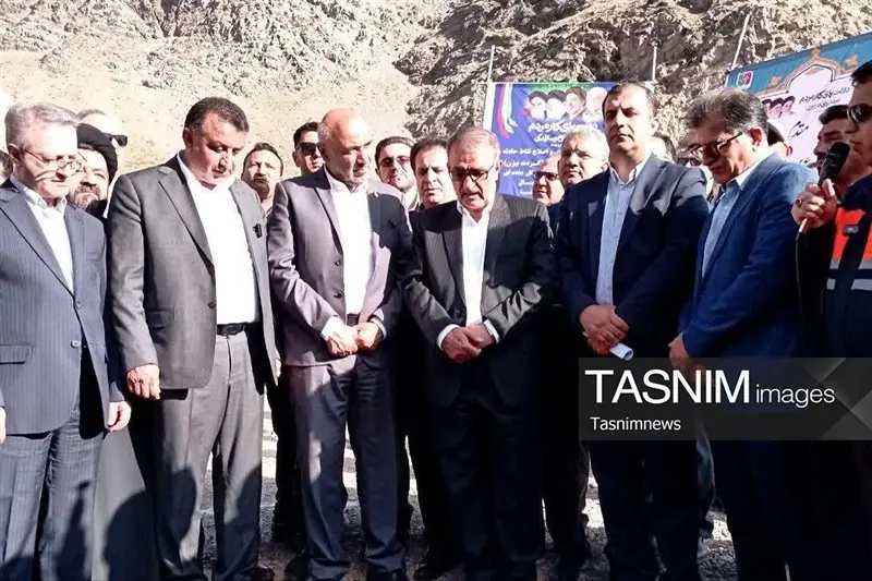  مطالبه نماینده بویراحمد از دولت برای توسعه زیرساخت‌های سی‌سخت تصاویر - تسنیم