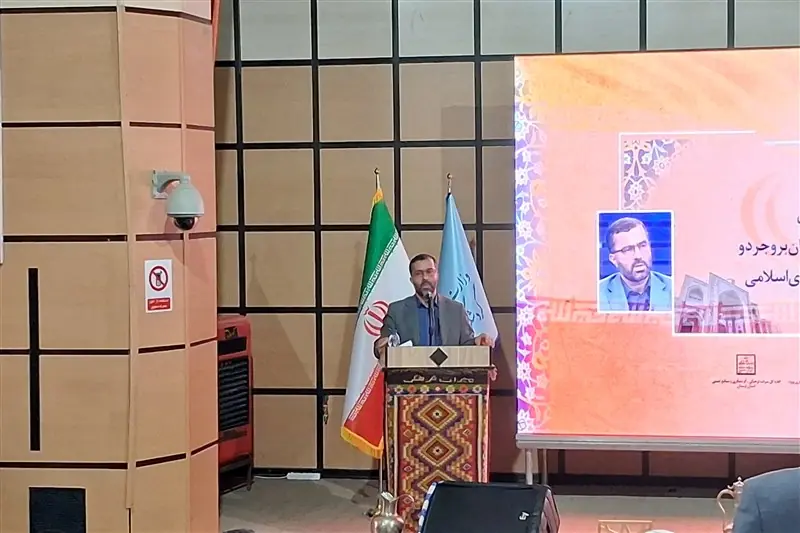  مطالبه نماینده بروجرد از وزیر میراث؛ حریم مسجد جامع آزاد شود - تسنیم
