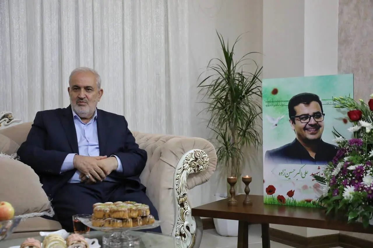 علیآبادی: در شرایط جنگ اقتصادی باید با هوشیاری مسیر خدمت را ادامه دهیم