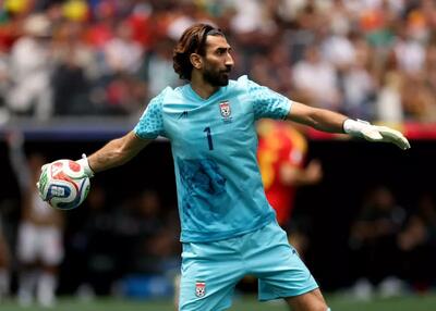 ترندهای جامجهانی با قلعهنویی و تمجید از بیرانوند