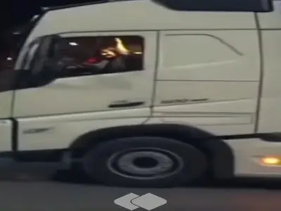  فیلم/ توقیف کامیون با رانندگی دختر ۱۵ ساله در شهرستان بوانات | آخرین خبر