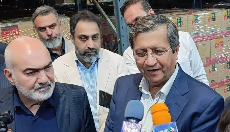 همتی: اجازه ایجاد مشاغل کاذب ارزی در حاشیه بازار را نخواهیم داد | آخرین خبر