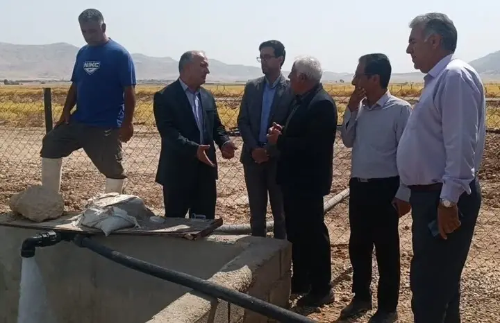  اخبار فوری کشاورزی لرستان | بهره برداری از طرح آبیاری تحت فشار در ۱۰ هکتار از اراضی رومشکان همزمان با هفته دولت / افزایش بهره وری آب ، کاهش تلفات و توسعه کشاورزی پایدار در جنوب غربی استان لرستان