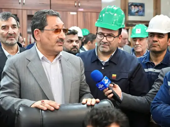  وزیر صمت : مجموعه فولاد خوزستان «یک ثروت ملی» است