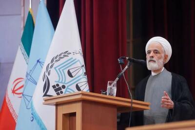 انصاری: جای تأسف است برخی هملباس من به مذاکرهکنندگان تهمت میزنند