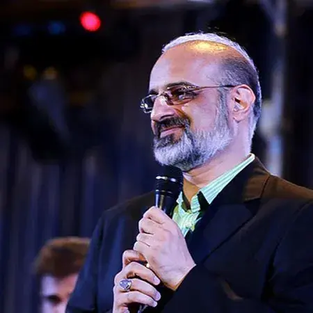 محمد اصفهانی در دومین شب از «روایت رحمت» روی صحنه میرود