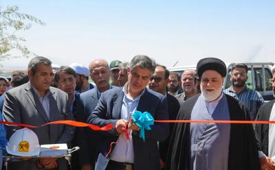 بهرهبرداری همزمان از ۱۳ نیروگاه خورشیدی چاههای کشاورزی استان مرکزی