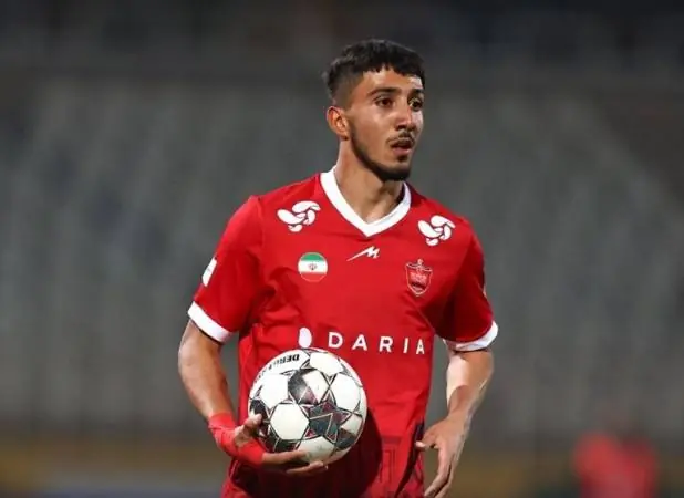  بند 500 هزار دلاری در انتقال بازیکن پرسپولیس به نساجی - اکونیوز