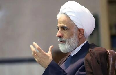 معاون حقوقی رئیسجمهور: آقای قالیباف قول دادند که مواد دارای ابهام طرح «مقابله با نفوذ» را به کمیسیون برگردانند/ انشاالله چند مادهای که دارای خلأ قانونی است، تنظیم خواهد شد