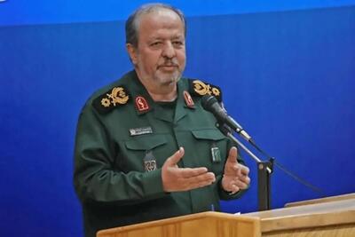  سرپرست وزارت دفاع: ایران ثابت کرد دوران بزن درو، لشکرکشی از پشت اقیانوس‌ها و تهدید تمام شده/ تاریخ چند هزار ساله ایران را بخوانید تا بفهمید باید با ملت ما با زبان احترام سخن گفت