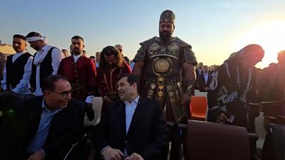  حضور وزیر ورزش و مواجه شدن با قیطاسی یکی از قوی ترین مردان ایران