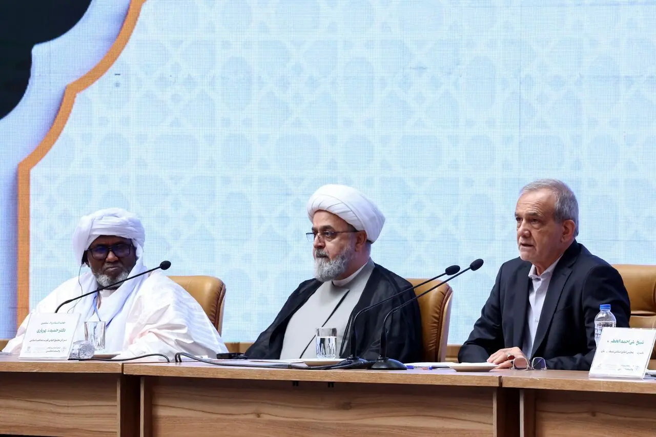 پزشکیان: همه باید احساس کنند که ایران خانه آنهاست