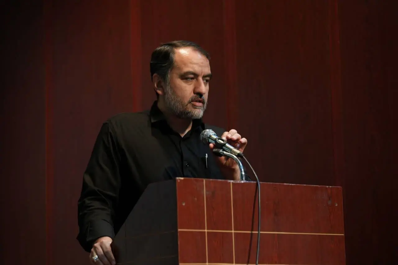 هنرستانها باید آرایش جدیدی برای نقشآفرینی مؤثر در کشور داشته باشند