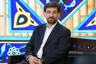 تأمین تجهیزات روشنایی مجموعه پلها و زیرگذر شهید رئیسی در اصفهان