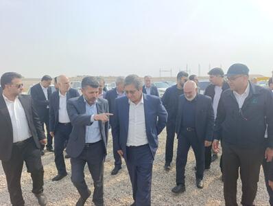 بازدید رئیس کل بانک مرکزی از صنایع دزفول
