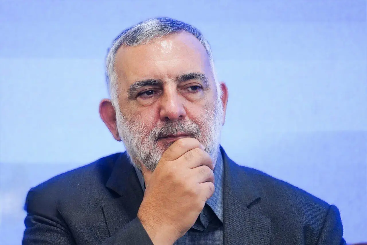 «فرهنگ» در طوفان تحریم و جنگ، سنگر نباختن است/ چرخ فرهنگ از حرکت نایستاد