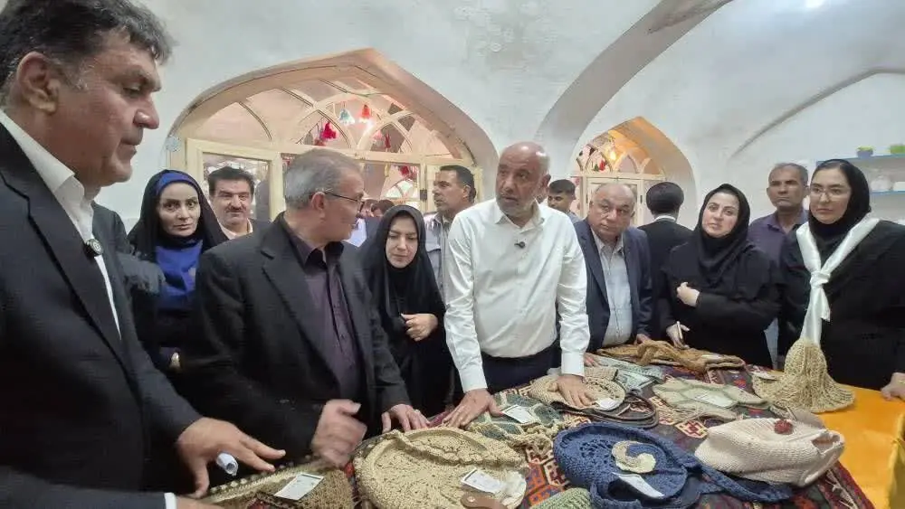 راهاندازی بازارچه صنایعدستی بلادشاپور کهگیلویه با حضور وزیر تعاون