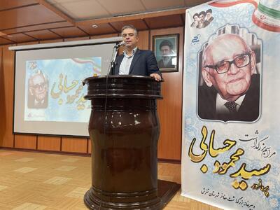  استاندار مرکزی: می‌توان در هر شرایطی برای آبادانی کشور و خدمت به مردم تلاش کرد