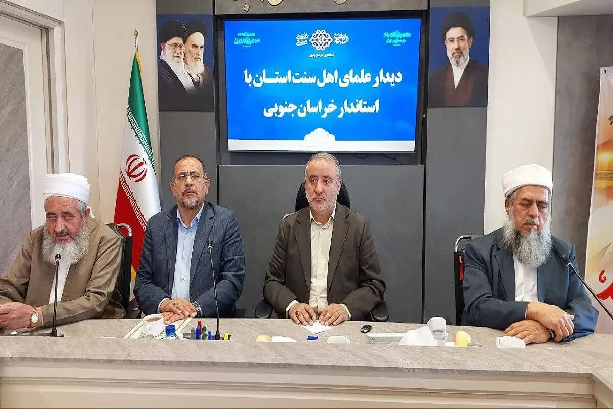 وحدت مسلمانان مهمترین راه مقابله با توطئههای تفرقهافکنانه دشمن است