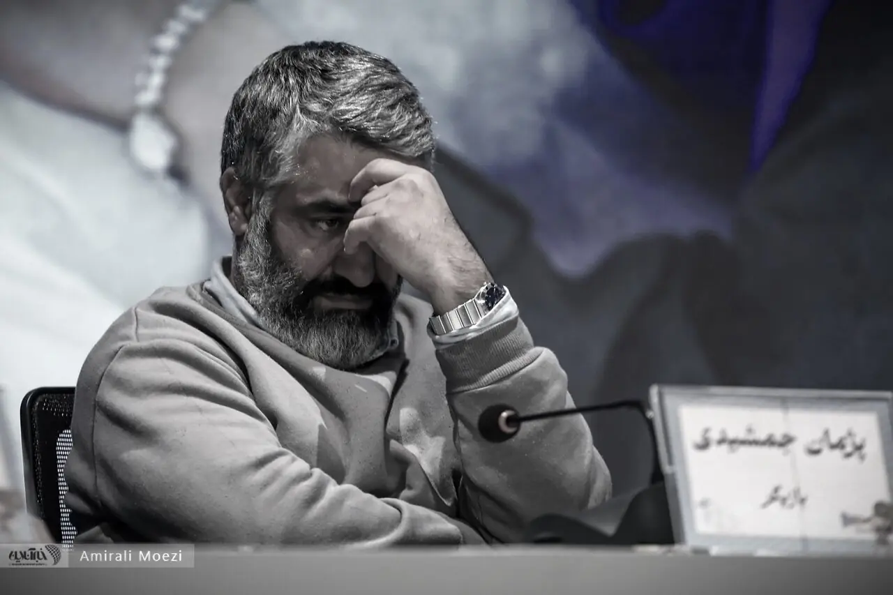 واکنش کاربران به پرونده پژمان جمشیدی؛ از «چرا به خانه او رفت؟» تا «رضایت به رفتن، رضایت به رابطه نیست»