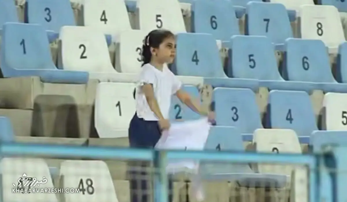  ویدیو| یک دختر، ارتش تک نفره شد/ هوادار جذاب ملوان