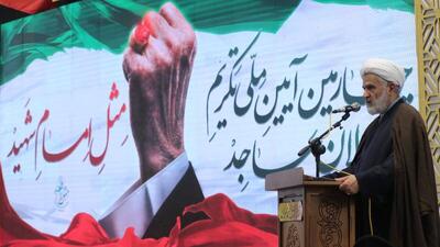 حجت الاسلام حسین طائب: هر ایرانی در جنگ اقتصادی پای یک لانچر ایستاده است