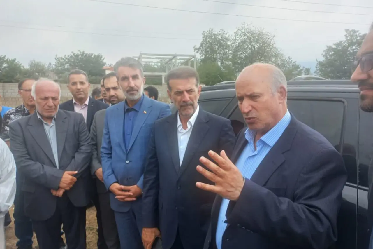 بازدید رئیس فدراسیون فوتبال از پروژههای ورزشی مرزنآباد و کلاردشت
