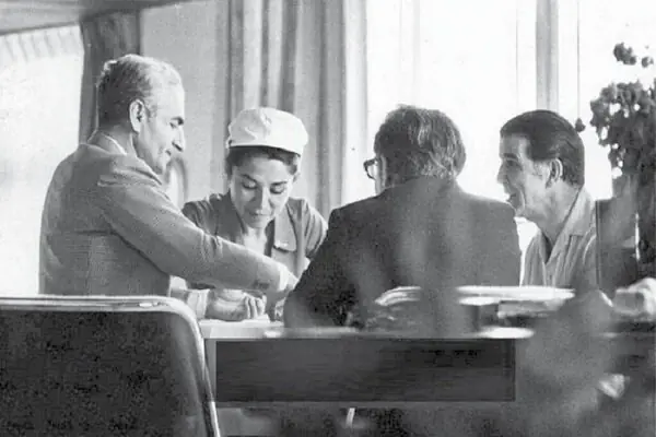 توهمی که پهلوی را به فکر تغییر تاریخ انداخت/ایدئولوژی باستانگرایی شاه