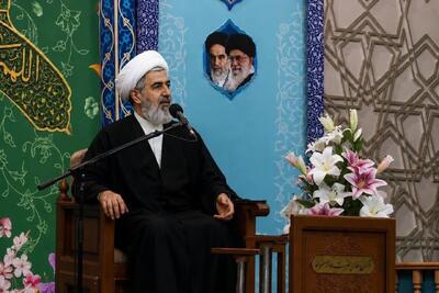  حیدری فر: پیامبر اکرم(ص) در قرآن کریم جایگاهی ممتاز و ویژه ای دارد